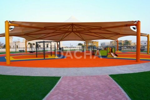 Terreno en Nad Al Sheba 1, Nadd Al Sheba, Dubai, 930 m², № 143476 - foto 5