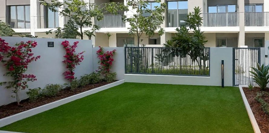 Townhouse in Tilal Al Ghaf, Dubai 3 bedrooms, 18.69 sq.m. № 145720