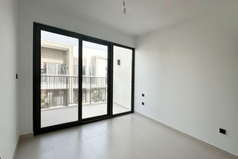 Townhouse in Tilal Al Ghaf, Dubai 3 bedrooms, 18.69 sq.m. № 145720 - photo 17