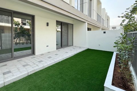 Townhouse in Tilal Al Ghaf, Dubai 3 bedrooms, 18.69 sq.m. № 145720 - photo 3