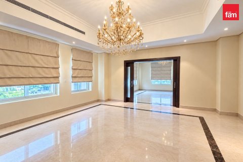 Villa in Al Furjan, Dubai 5 bedrooms, 600 sq.m. № 145926 - photo 15