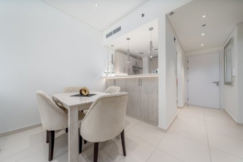 Apartment in Seven Palm, Palm Jumeirah, Dubai 2 bedrooms, 102.68 sq.m. № 145767 - photo 3