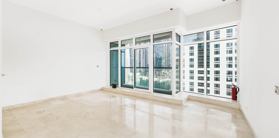 Квартира в Дубай Марине, Дубай, 2 спальни, 151.06м², № 145773