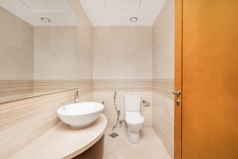 Снять в аренду квартиру в Дубай Марине, Дубай: 2 спальни, 151.06м², № 145773 - фото 10