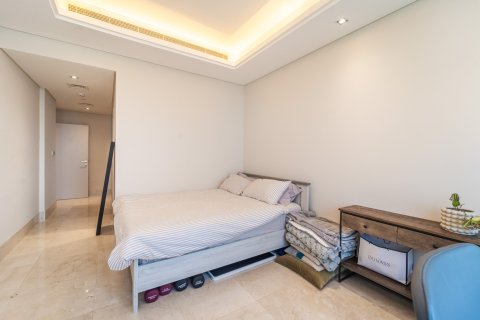 Apartment in Palm Jumeirah, Dubai 2 bedrooms, 123 sq.m. № 143540 - photo 13