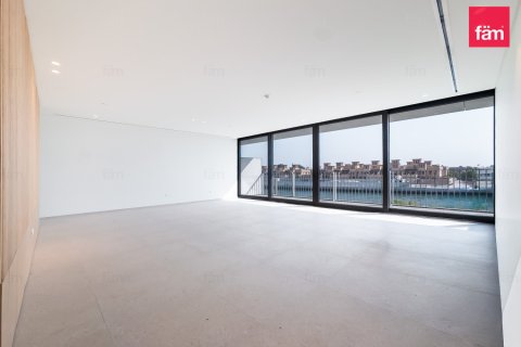 Appartement à Dubai, 2 chambres, 181 m², № 143869 - photo 2