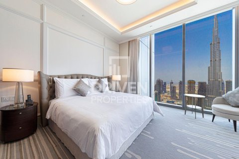 Penthouse à The Address Residence Fountain Views, Downtown Dubai (Downtown Burj Dubai), Dubai, 4 chambres, 379.04 m², № 145093 - photo 17