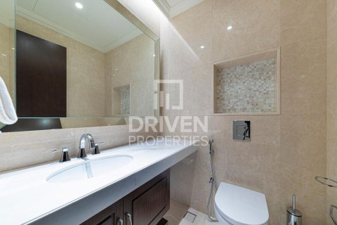 Penthouse à The Address Residence Fountain Views, Downtown Dubai (Downtown Burj Dubai), Dubai, 4 chambres, 379.04 m², № 145093 - photo 23