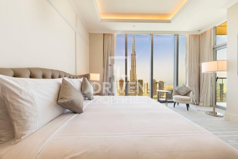 Penthouse à The Address Residence Fountain Views, Downtown Dubai (Downtown Burj Dubai), Dubai, 4 chambres, 379.04 m², № 145093 - photo 9