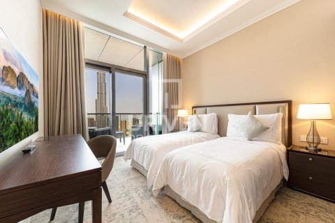 Penthouse à The Address Residence Fountain Views, Downtown Dubai (Downtown Burj Dubai), Dubai, 4 chambres, 379.04 m², № 145093 - photo 16