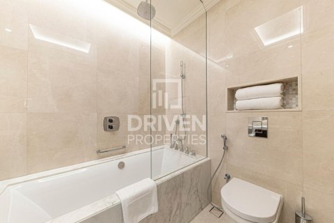 Penthouse à The Address Residence Fountain Views, Downtown Dubai (Downtown Burj Dubai), Dubai, 4 chambres, 379.04 m², № 145093 - photo 24