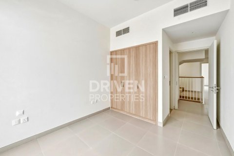 Villa in The Pulse, Dubai South (Dubai World Central), Dubai 4 bedrooms, 448.44 sq.m. № 145568 - photo 11