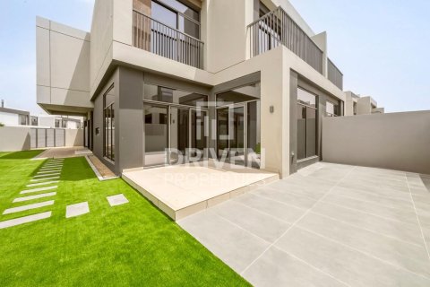 Villa in The Pulse, Dubai South (Dubai World Central), Dubai 4 bedrooms, 448.44 sq.m. № 145568 - photo 22