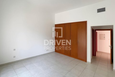 Appartement à Dubai Investment Park, Dubai, 1 chambre, 99.41 m², № 144299 - photo 4