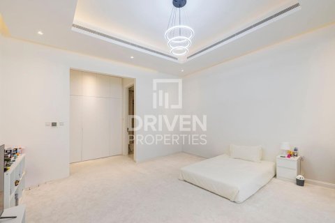Снять в аренду виллу в Nadd Al Sheba, Дубай: 7 спален, 1475.95м², № 145486 - фото 24