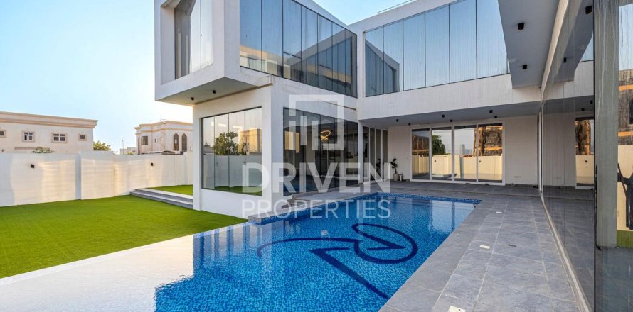 Вилла в Nadd Al Sheba, Дубай, 7 спален, 1475.95м², № 145486