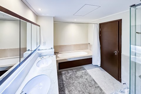 Apartment in South Ridge 5, Downtown Dubai (Downtown Burj Dubai), Dubai 2 bedrooms, 134.15 sq.m. № 145801 - photo 9
