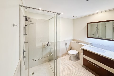 Apartment in South Ridge 5, Downtown Dubai (Downtown Burj Dubai), Dubai 2 bedrooms, 134.15 sq.m. № 145801 - photo 8