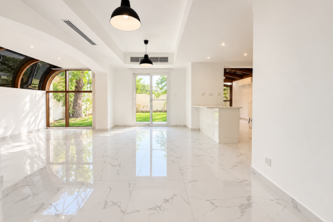 Villa à The Springs, Dubai, 3 chambres, 163.7 m², № 145660 - photo 2