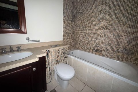 Apartment in Old Town, Dubai 1 bedroom, 87.14 sq.m. № 145706 - photo 17