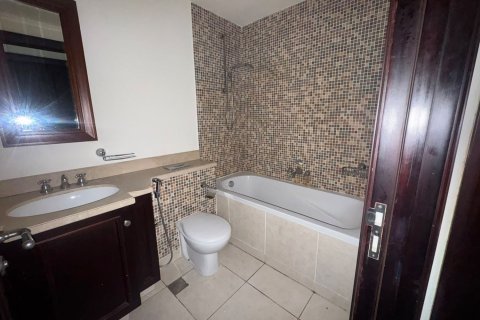 Apartment in Old Town, Dubai 1 bedroom, 87.14 sq.m. № 145706 - photo 14