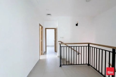 Villa à Dubai, 4 chambres, 227.3 m², № 145984 - photo 3