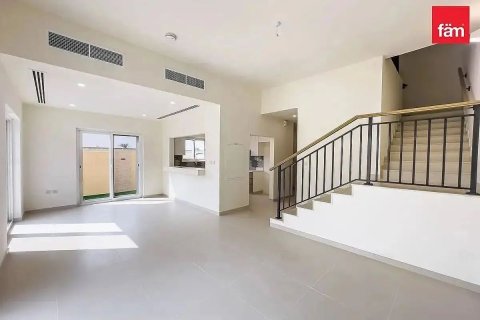 Villa à Dubai, 4 chambres, 227.3 m², № 145984 - photo 2