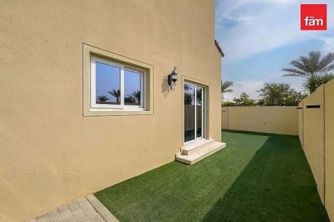 Villa à Dubai, 4 chambres, 227.3 m², № 145984 - photo 7