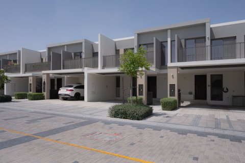 Maison de ville à Tilal Al Ghaf, Dubai, 3 chambres, 199 m², № 145800