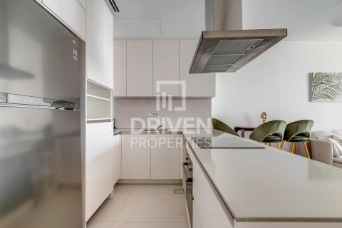 Снять в аренду квартиру в The Address Jumeirah Resort and Spa, Джумейра Бич Резиденс, Дубай: 2 спальни, 108.42м², № 145332 - фото 11