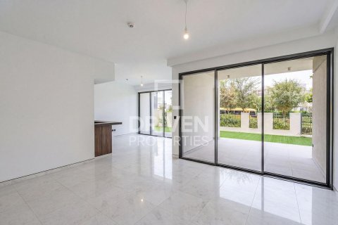 Villa à Harmony, Tilal Al Ghaf, Dubai, 4 chambres, 404.96 m², № 144535