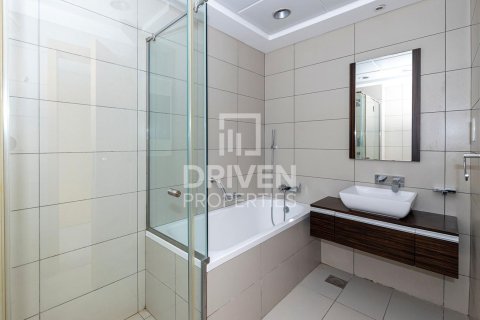 Apartment in Dubai Marina, Dubai 2 bedrooms, 152.55 sq.m. № 145366 - photo 17