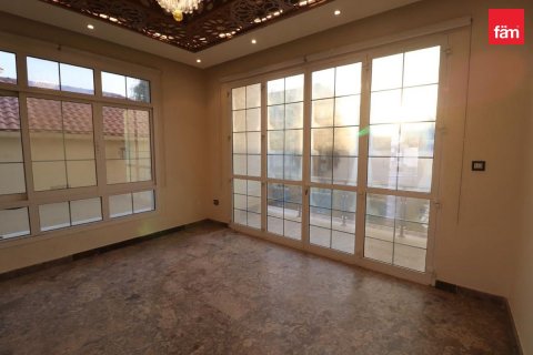 Villa in Al Barsha, Dubai 6 bedrooms, 1393.5 sq.m. № 143968 - photo 8