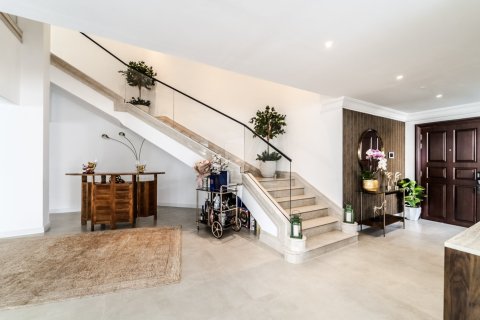 Ático en Dubai Marina, Dubai, 4 dormitorios, 569 m², № 143615 - foto 5