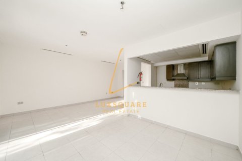 Villa in Dubai 1 bedroom, 180 sq.m. № 143764 - photo 5