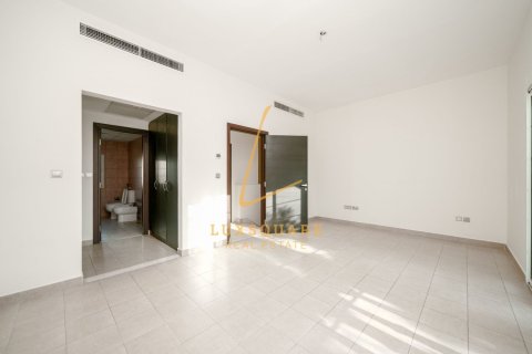 Villa in Dubai 1 bedroom, 180 sq.m. № 143764 - photo 8