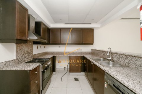 Villa in Dubai 1 bedroom, 180 sq.m. № 143764 - photo 4
