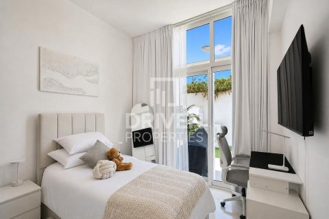 Maison de ville à Dubai, 4 chambres, 114.64 m², № 144664 - photo 8