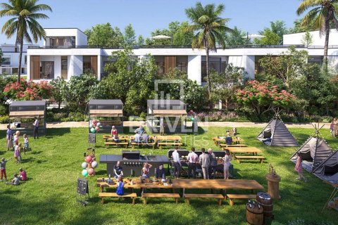 Maison de ville à Dubai Investment Park, Dubai, 4 chambres, 146.14 m², № 144725