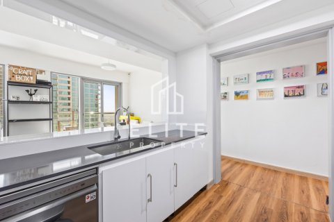 Appartement à Golf Towers, The Views, Dubai, 2 chambres, 131 m², № 145839 - photo 16