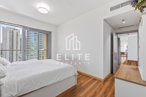 Appartement à Golf Towers, The Views, Dubai, 2 chambres, 131 m², № 145839 - photo 12