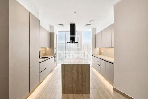 Townhouse in Al Barari, Dubai 4 bedrooms, 179.77 sq.m. № 145624 - photo 16