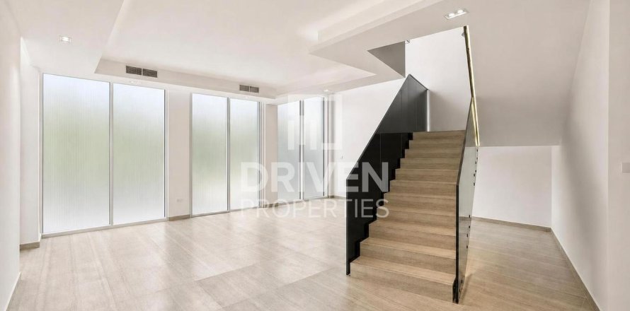 Townhouse in Al Barari, Dubai 4 bedrooms, 179.77 sq.m. № 145624