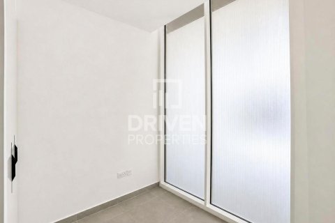 Townhouse in Al Barari, Dubai 4 bedrooms, 179.77 sq.m. № 145624 - photo 11
