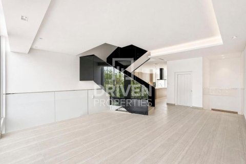 Townhouse in Al Barari, Dubai 4 bedrooms, 179.77 sq.m. № 145624 - photo 13