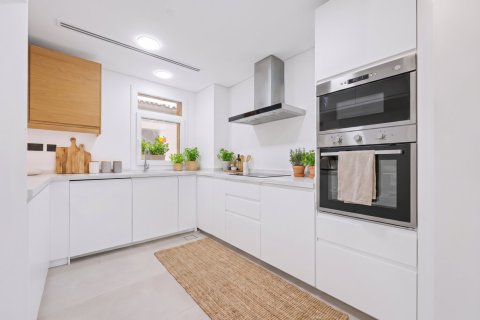Adosado en Dubai, 3 dormitorios, 175 m², № 143612 - foto 3