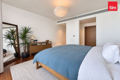 Apartment in City Walk, Dubai 2 bedrooms, 182.1 sq.m. № 145943 - photo 14