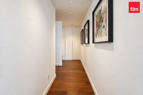 Apartment in City Walk, Dubai 2 bedrooms, 182.1 sq.m. № 145943 - photo 25