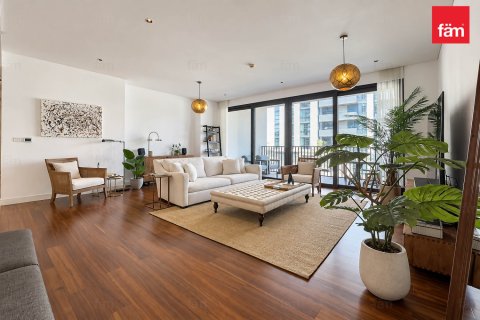 Apartment in City Walk, Dubai 2 bedrooms, 182.1 sq.m. № 145943 - photo 2