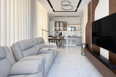 Villa in Nad Al Sheba 1, Nadd Al Sheba, Dubai 5 bedrooms, 464.79 sq.m. № 144979 - photo 7